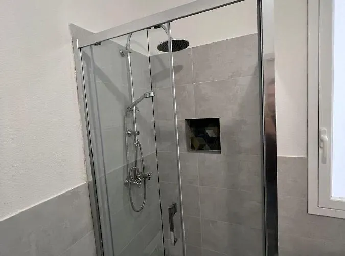 A Due Passi Dal Centro *