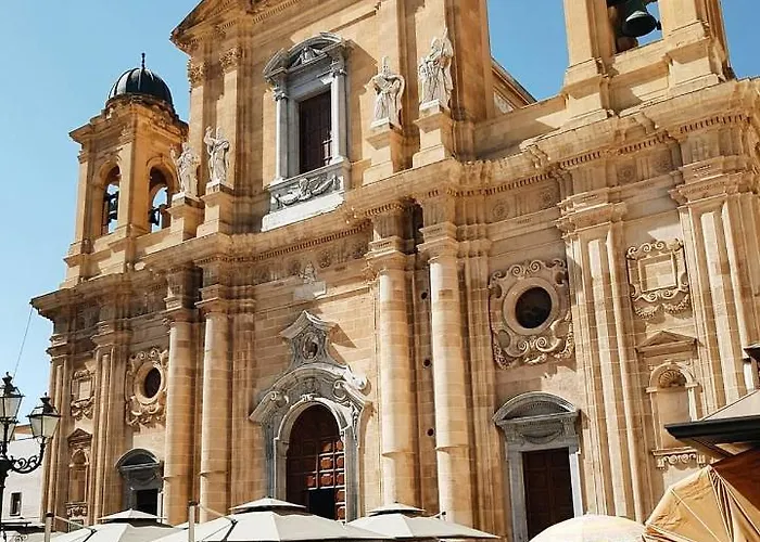 A Due Passi Dal Centro Dom wakacyjny Marsala